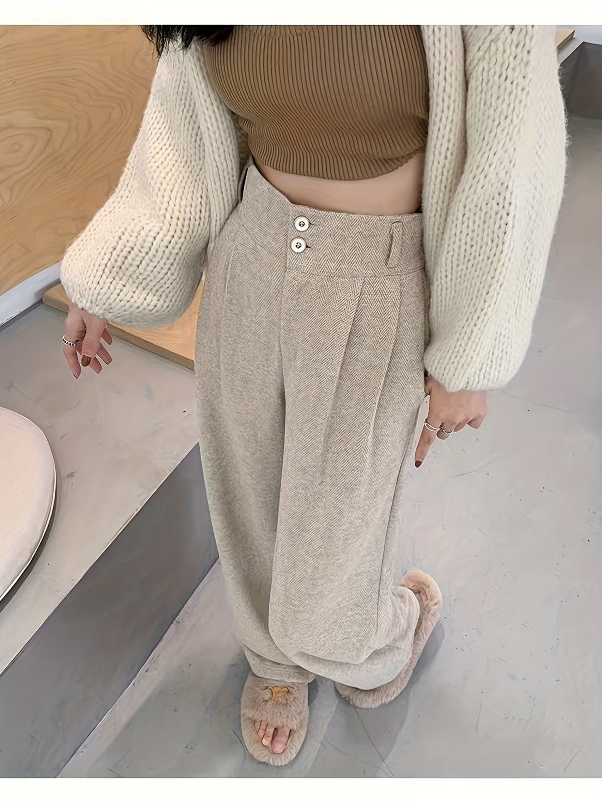 Hanna | High-Waisted Wide-Leg Trousers – Elegante Herringbone-Optik für Damen