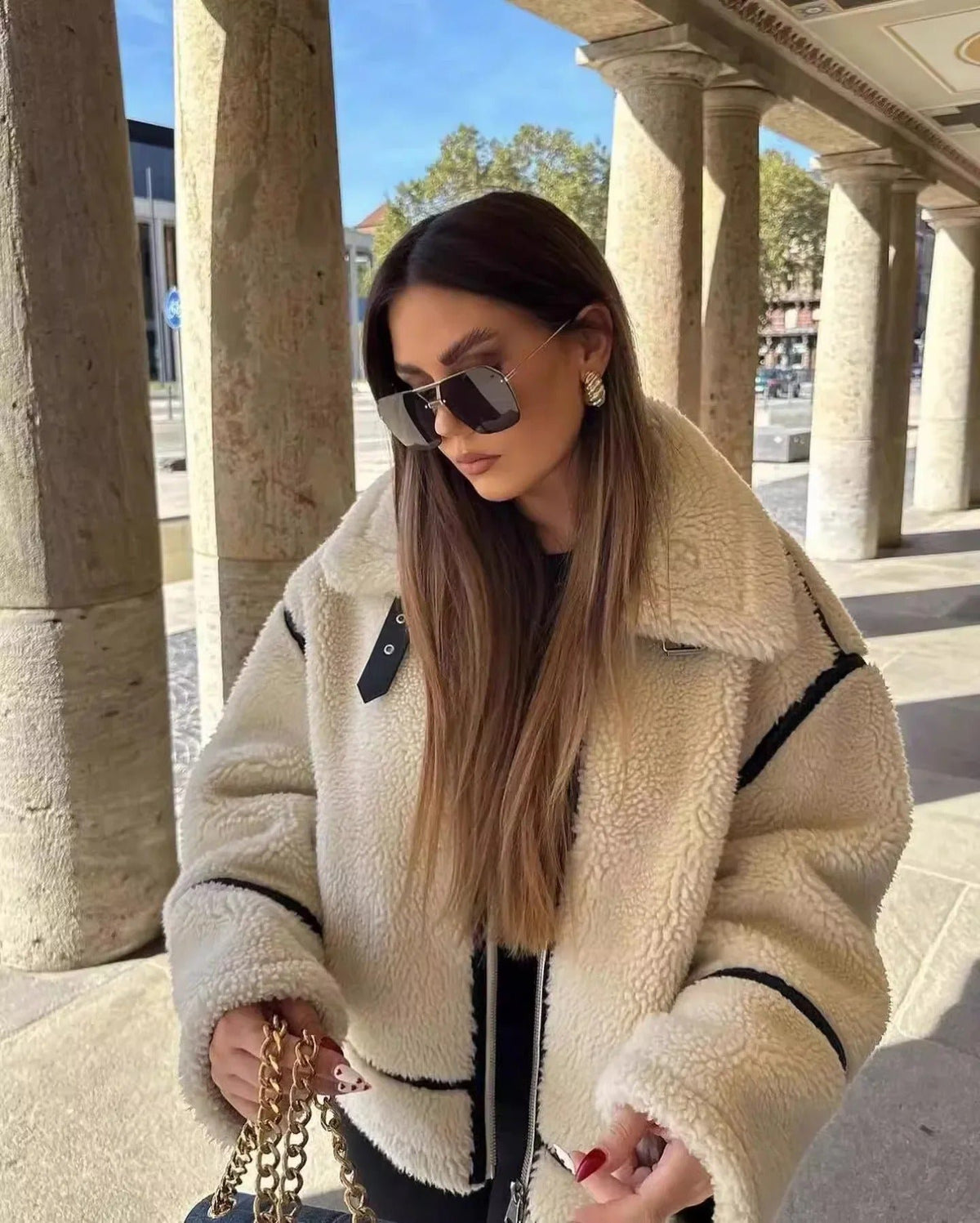 Mira | Sherpa Teddy Jacket – Cosy Oversized Style für Frauen