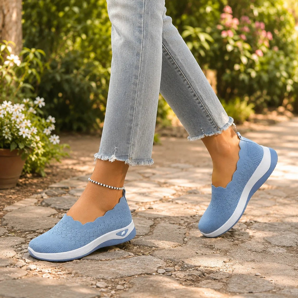 Wavella | Slip-On Walking Shoes – Lightweight and Comfortable for Women