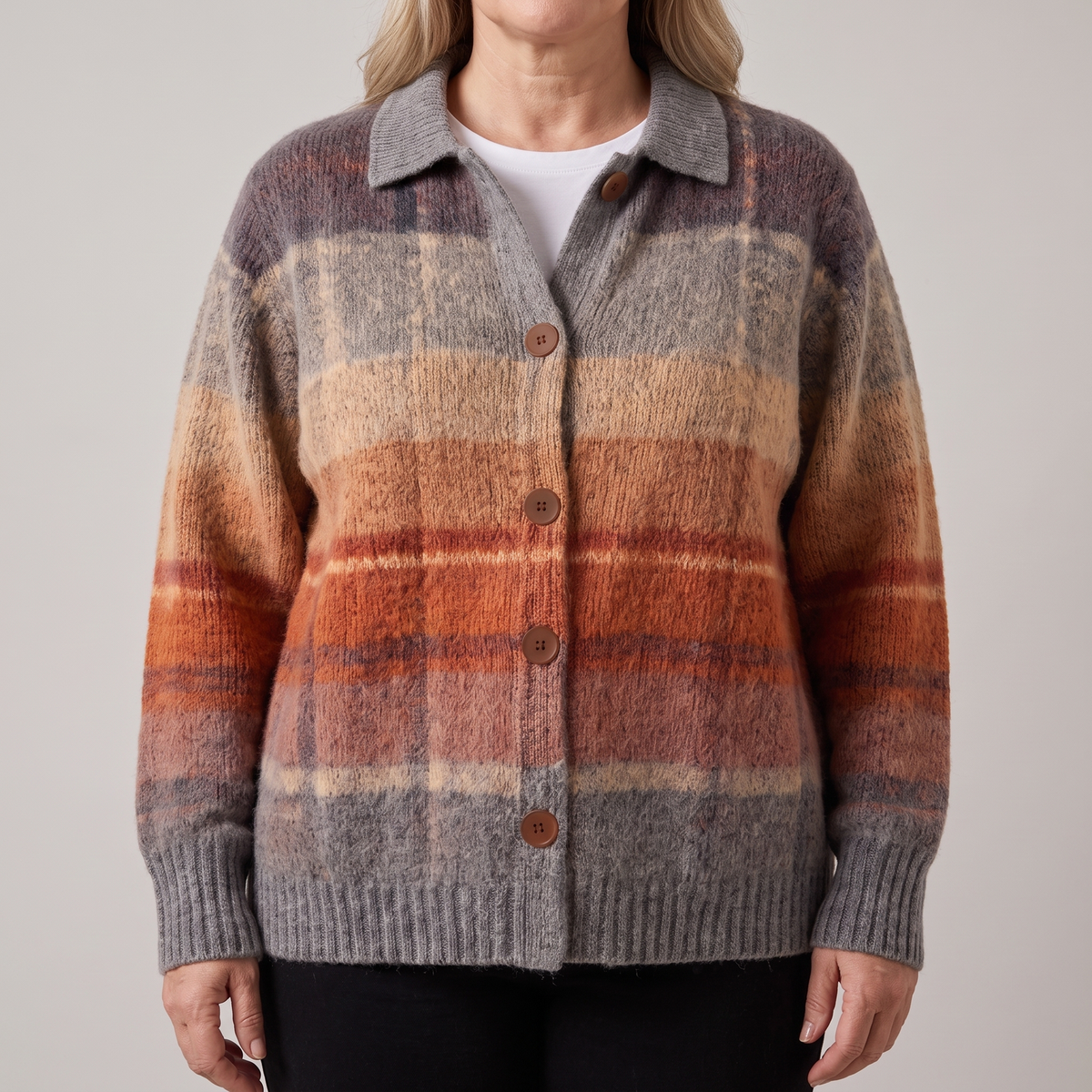 Seren | Strickjacke – Zeitloser Karomuster-Look für Damen