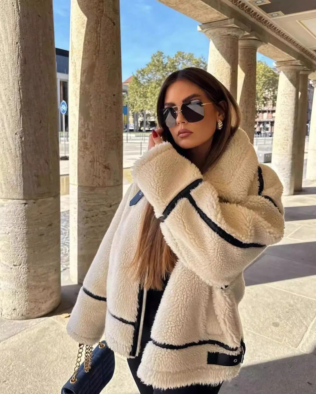Mira | Sherpa Teddy Jacket – Cosy Oversized Style für Frauen