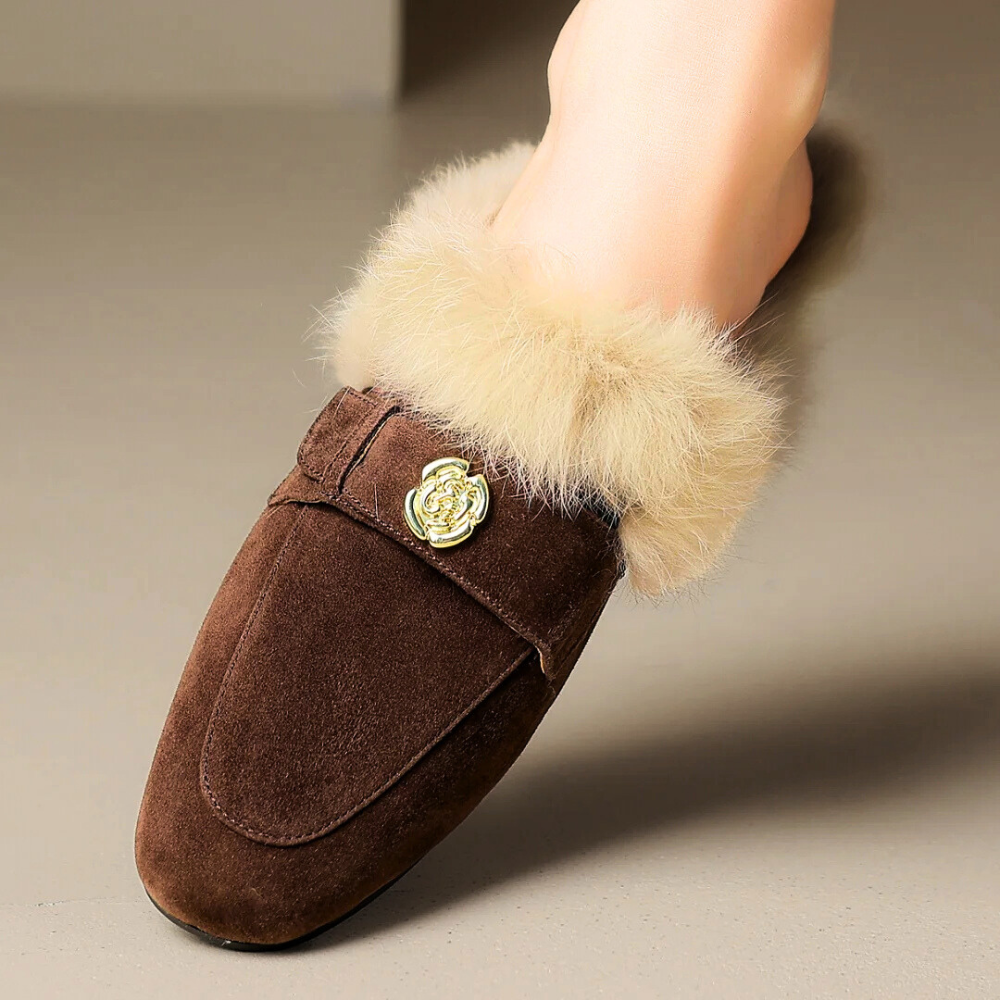 Velora | Shearling Mules – Luxuriöse Struktur für Damen