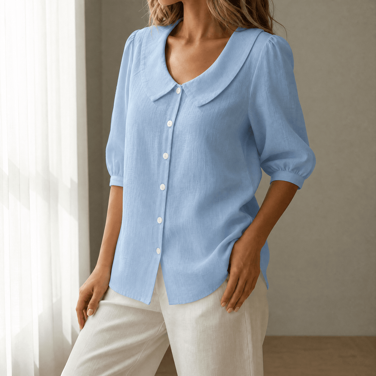 Clara | Zeitlose und feminine Retro Bluse mit Peter Pan-Kragen