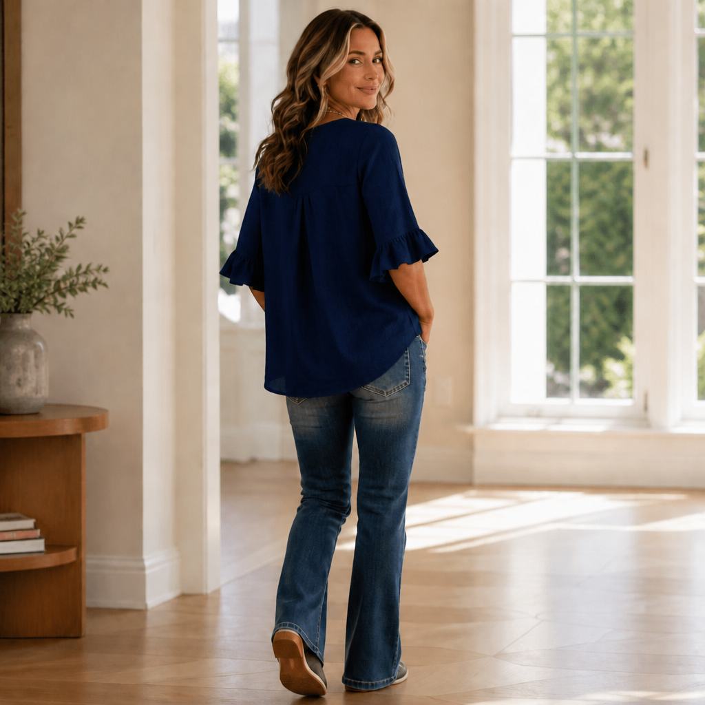 Wearbella | V-Ausschnitt Bluse – Lockere Rüschung für Frauen