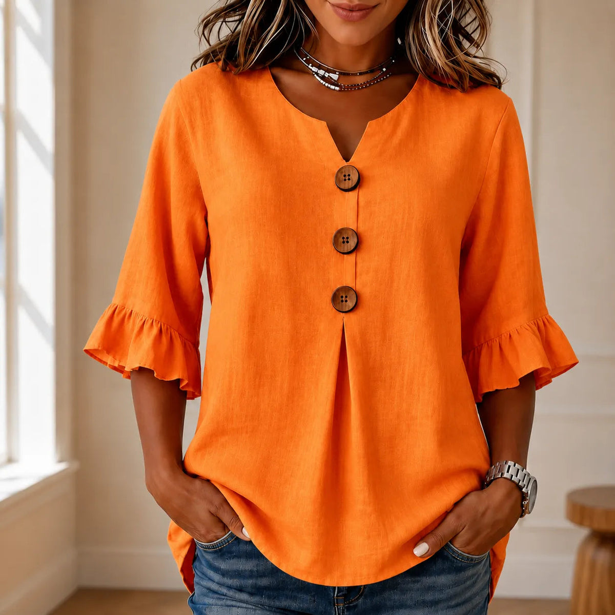 Wearbella | V-Ausschnitt Bluse – Lockere Rüschung für Frauen