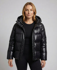 Amelie | Glänzende und bequeme Damen Pufferjacke mit Kapuze
