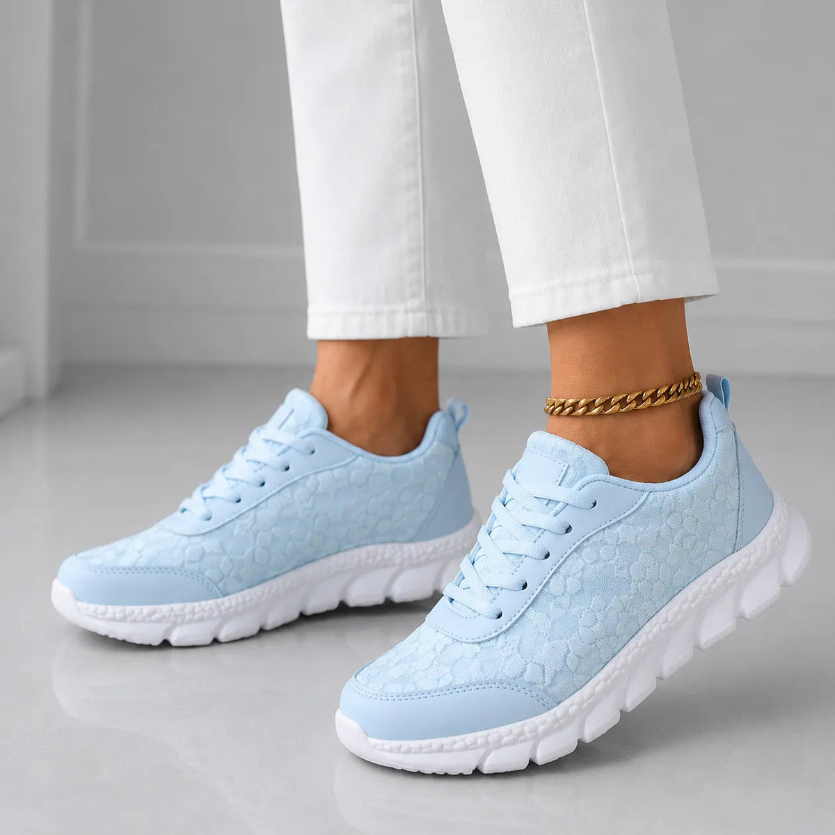 Stelline | Star Mesh Platform Sneakers für Frauen – Atmungsaktives Design