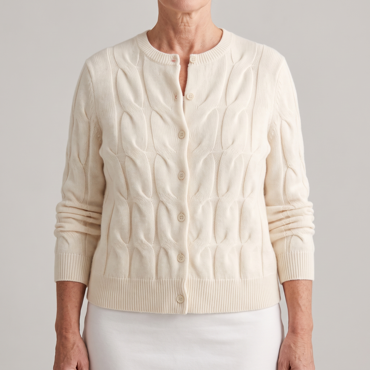 AVELINE | Cashmere Cardigan – Zeitloser Stil für jeden Anlass