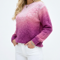 Petra | Weicher und Moderner Strickpullover mit Farbverlauf