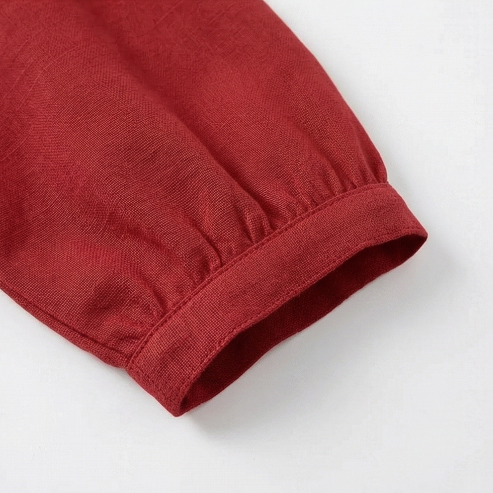 Clara | Zeitlose und feminine Retro Bluse mit Peter Pan-Kragen