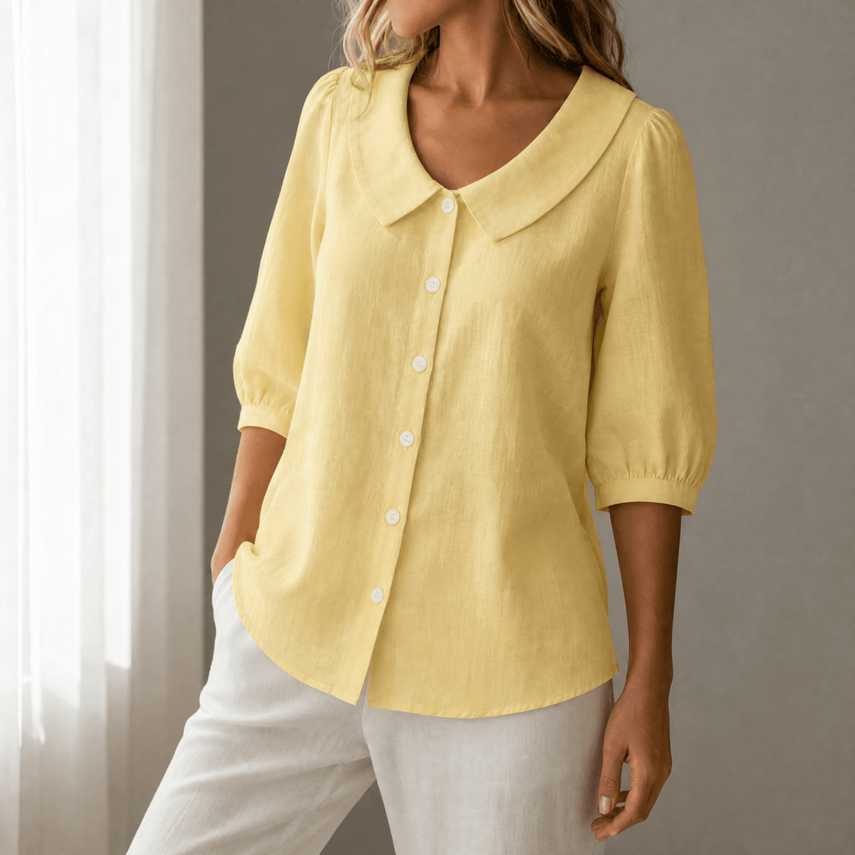 Clara | Zeitlose und feminine Retro Bluse mit Peter Pan-Kragen