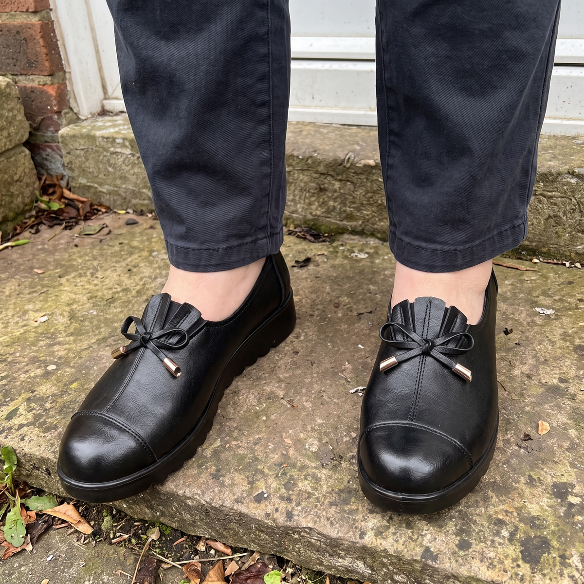 Elegante | Leder Slipper – Bequeme und stilvolle Wahl für Frauen